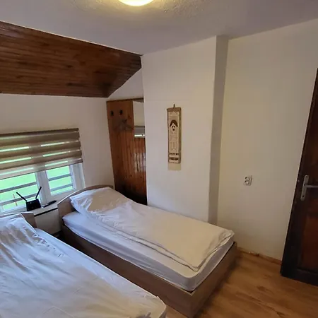 Hébergement de vacances беевски *