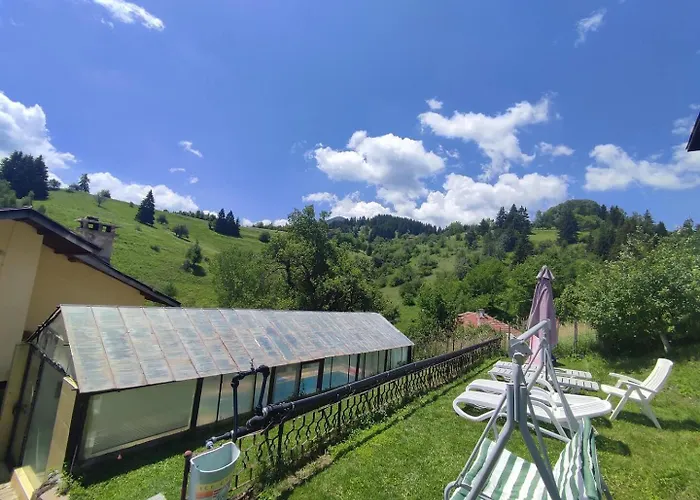 беевски Nyaraló